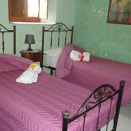 La Casa Di Enza Holiday home