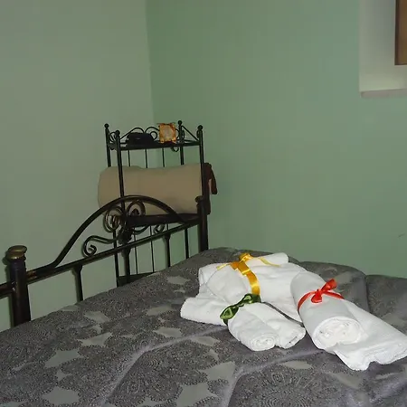 La Casa Di Enza Holiday home