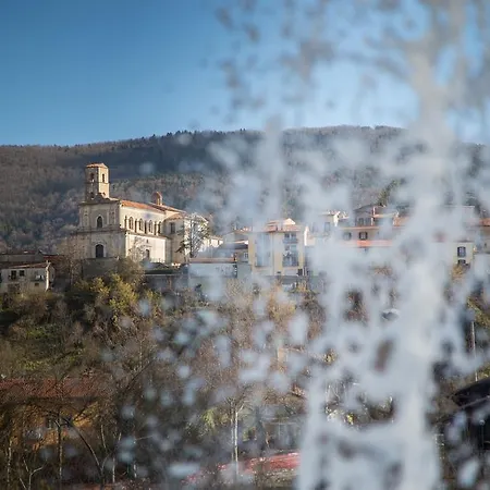 La Casa Di Enza Holiday home *